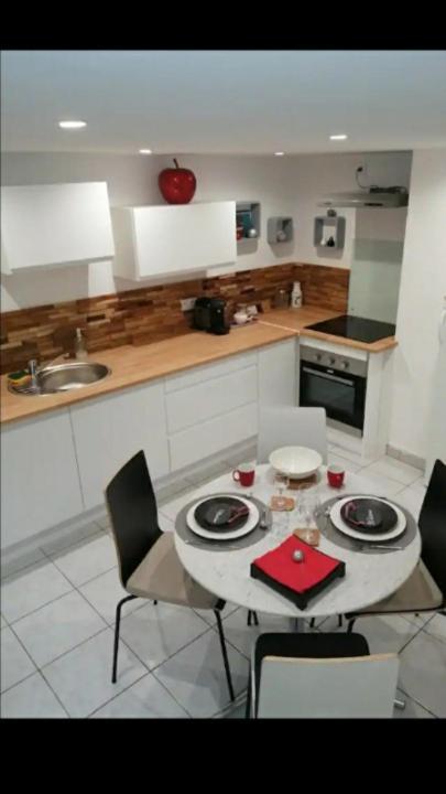 La Petite Maison Cormeilles  ภายนอก รูปภาพ